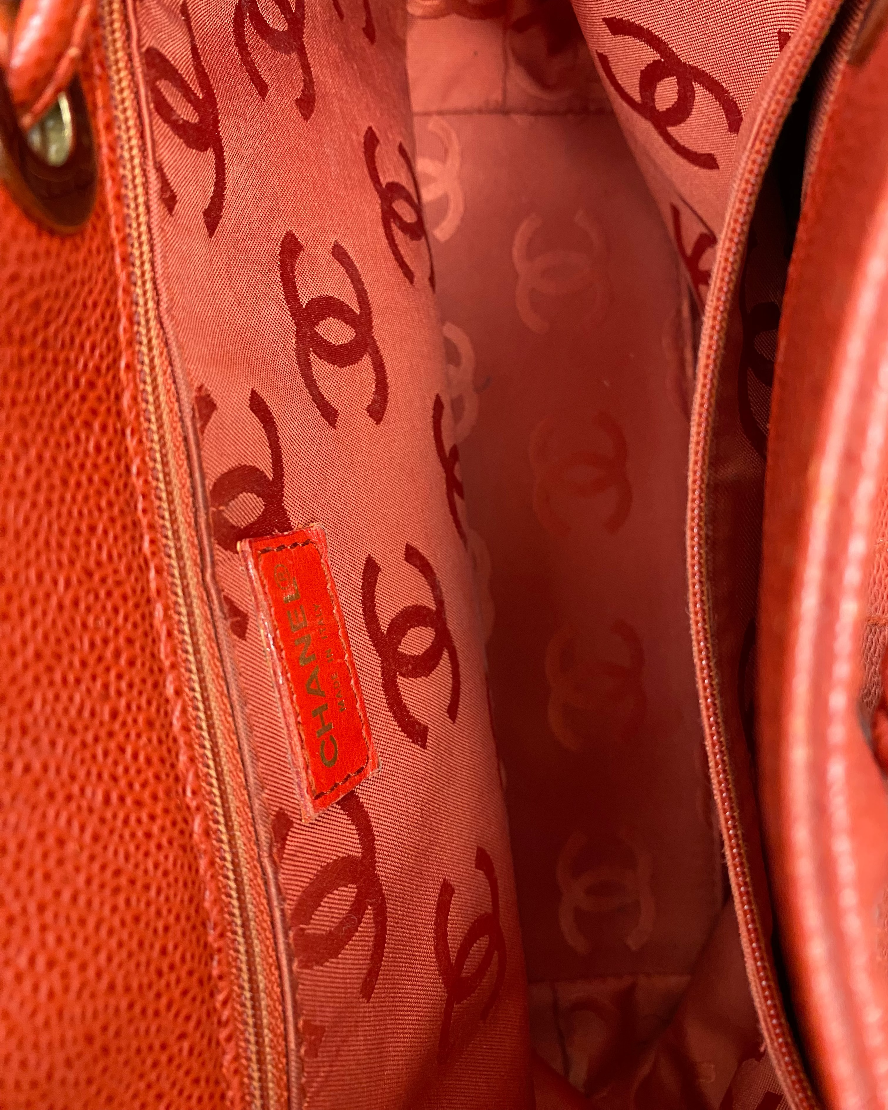 CHANEL Red Caviar Leather CC Bucket Bag 2002